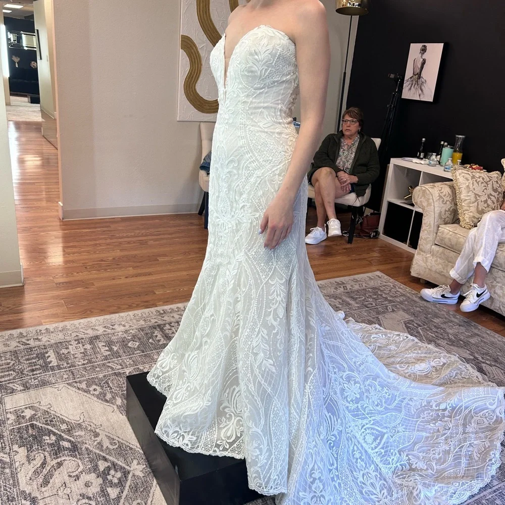 Maggie Sottero Wedding Dress and Sleeves - Picture 3 of 10